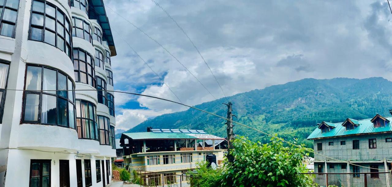 Hotel Hadimba Palace - Near Mall Road Manāli Екстериор снимка