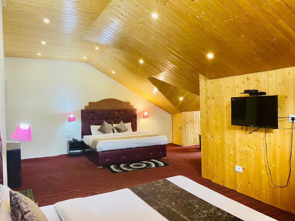 Hotel Hadimba Palace - Near Mall Road Manāli Екстериор снимка