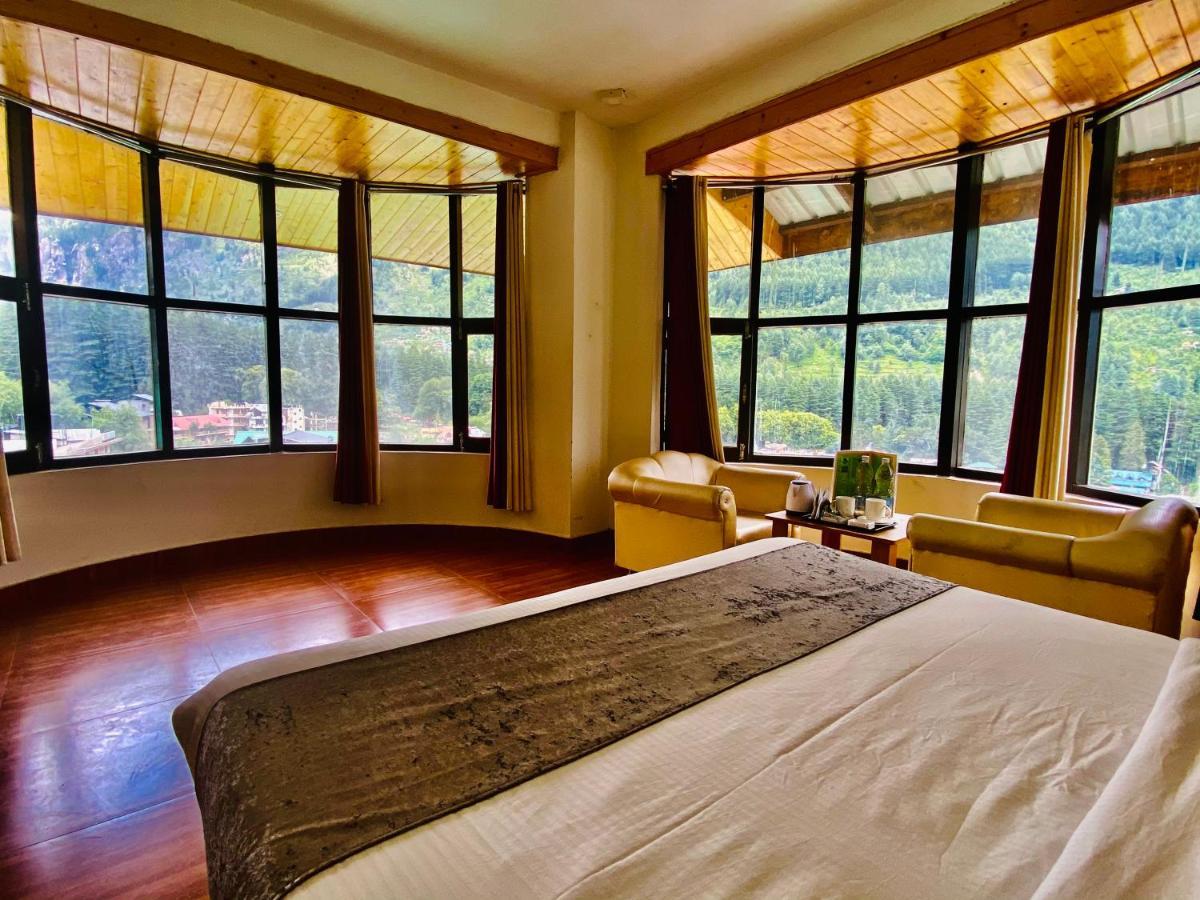 Hotel Hadimba Palace - Near Mall Road Manāli Екстериор снимка