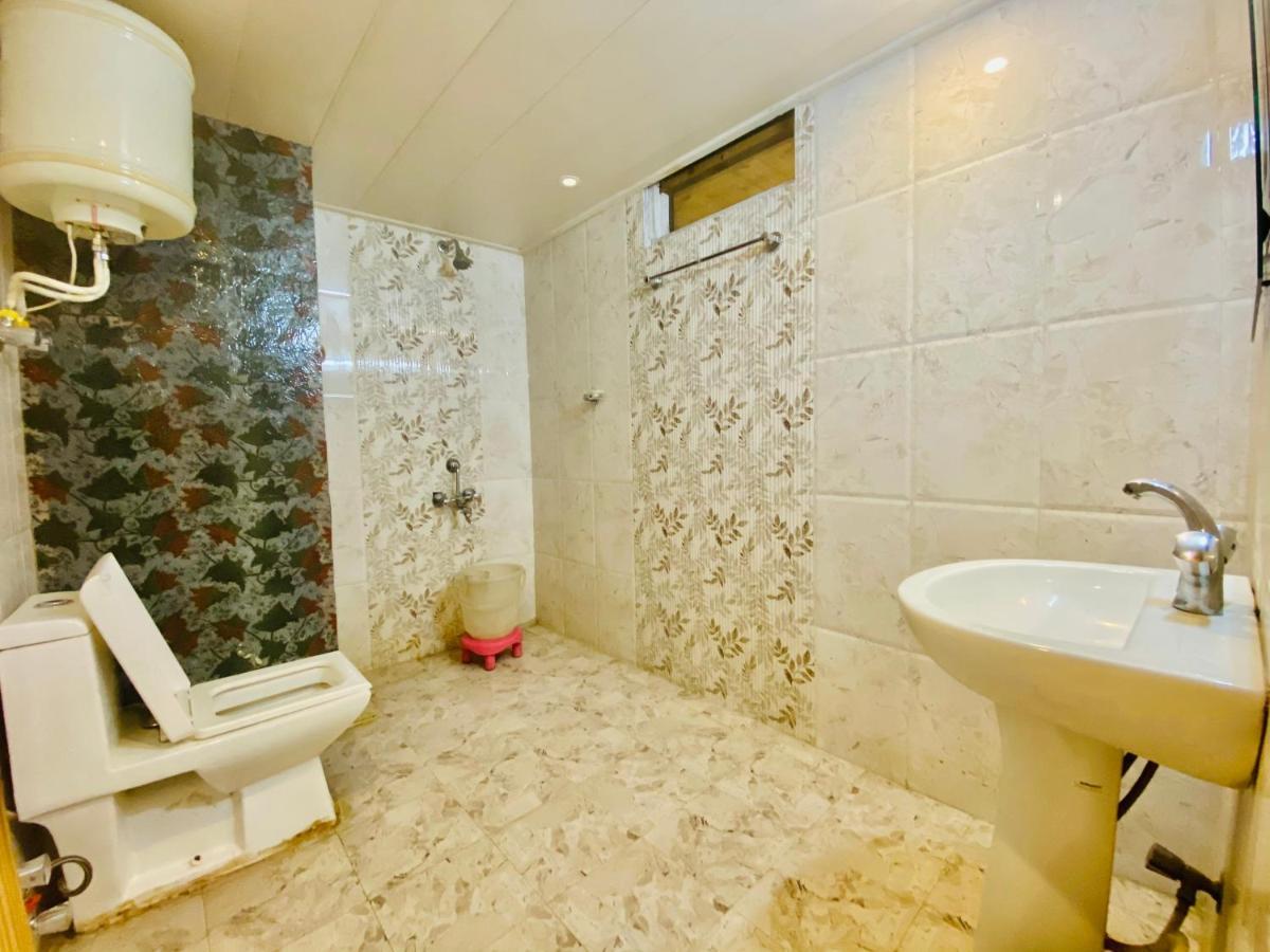 Hotel Hadimba Palace - Near Mall Road Manāli Екстериор снимка