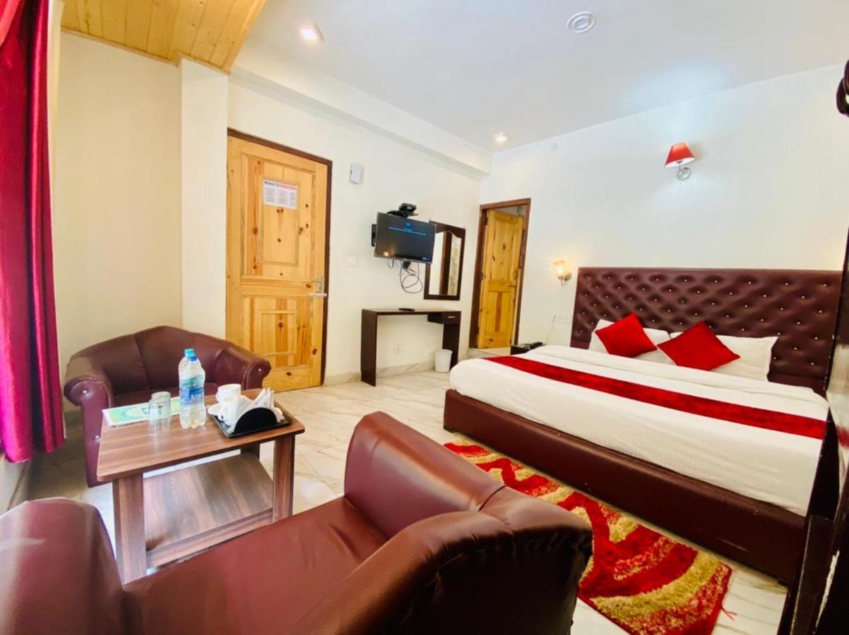 Hotel Hadimba Palace - Near Mall Road Manāli Екстериор снимка