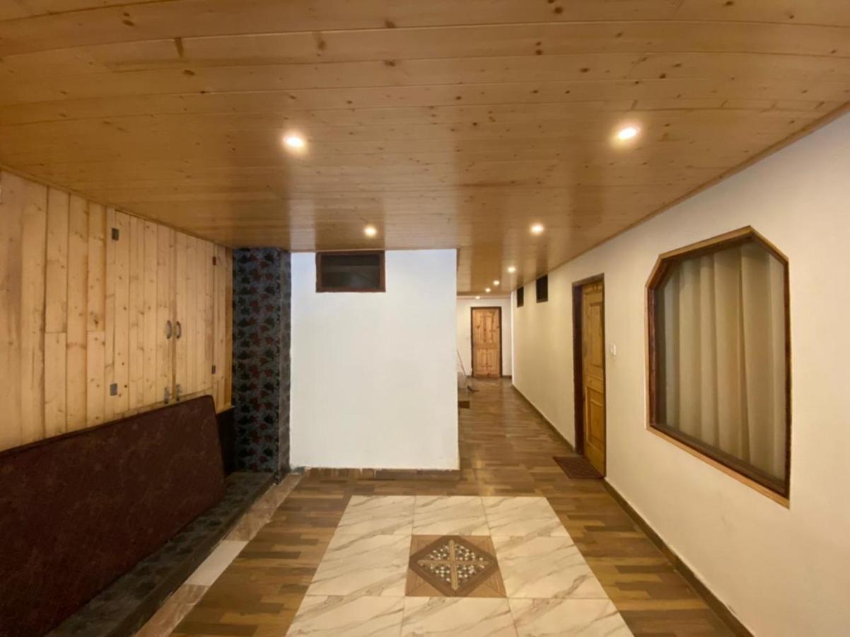 Hotel Hadimba Palace - Near Mall Road Manāli Екстериор снимка