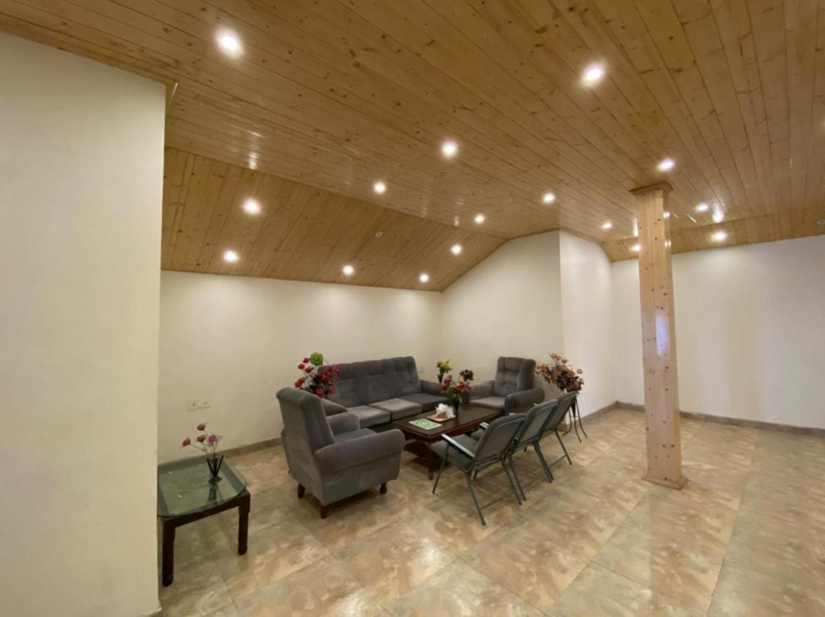Hotel Hadimba Palace - Near Mall Road Manāli Екстериор снимка