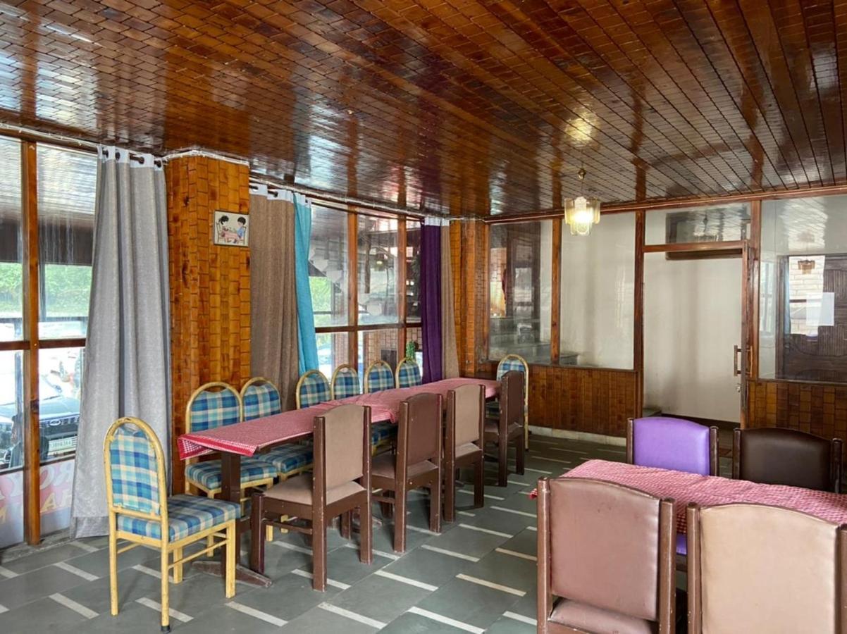 Hotel Hadimba Palace - Near Mall Road Manāli Екстериор снимка