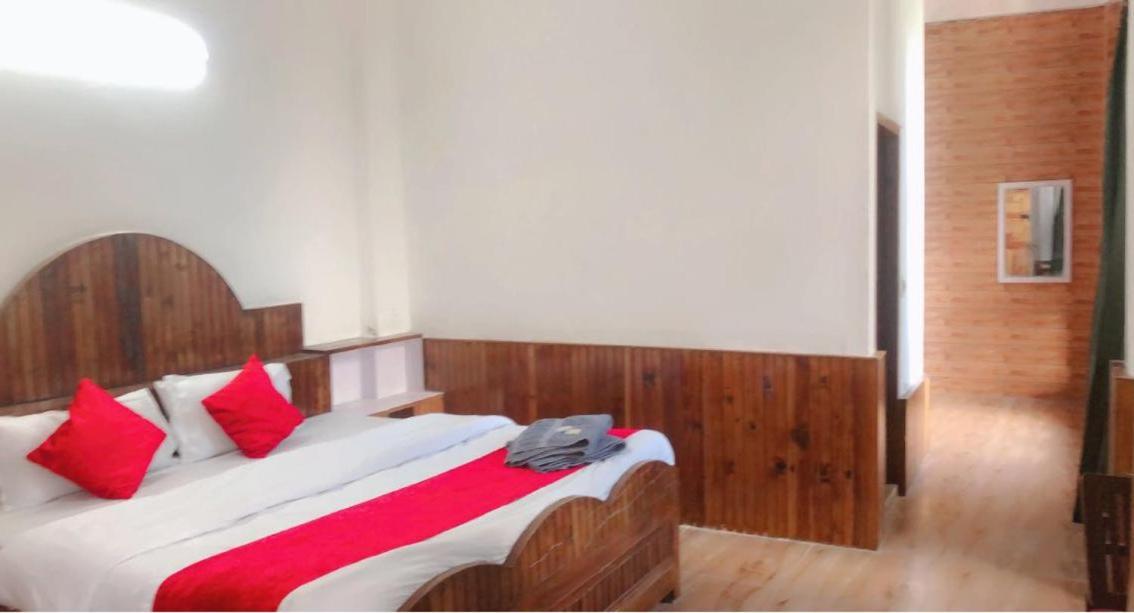 Hotel Hadimba Palace - Near Mall Road Manāli Екстериор снимка