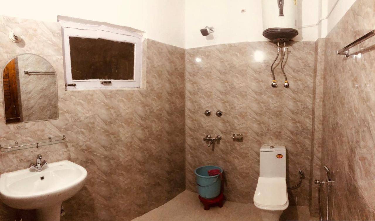 Hotel Hadimba Palace - Near Mall Road Manāli Екстериор снимка