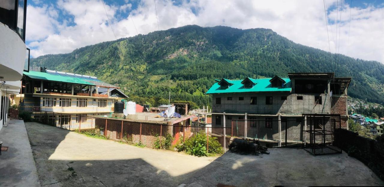 Hotel Hadimba Palace - Near Mall Road Manāli Екстериор снимка